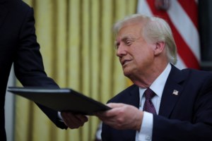 Ο Καναδάς θα προσφύγει στον Παγκόσμιο Οργανισμό Εμπορίου κατά των τελωνειακών δασμών του Τραμπ