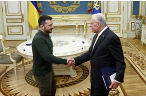 Ο Τραμπ πιέζει τον Ζελένσκι: "Θα υπογράψει πολύ σύντομα τη συμφωνία για τα ορυκτά" λέει ο Λευκός Οίκος