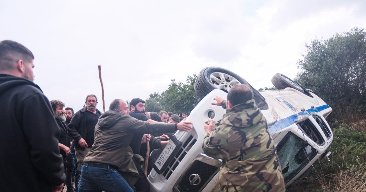 Σκληρή στάση από τους αγρότες: Αυξάνονται τα μπλόκα - Άγρια επεισόδια σε Ηράκλειο και Χανιά [εικόνες - βίντεο] - εικόνα 11