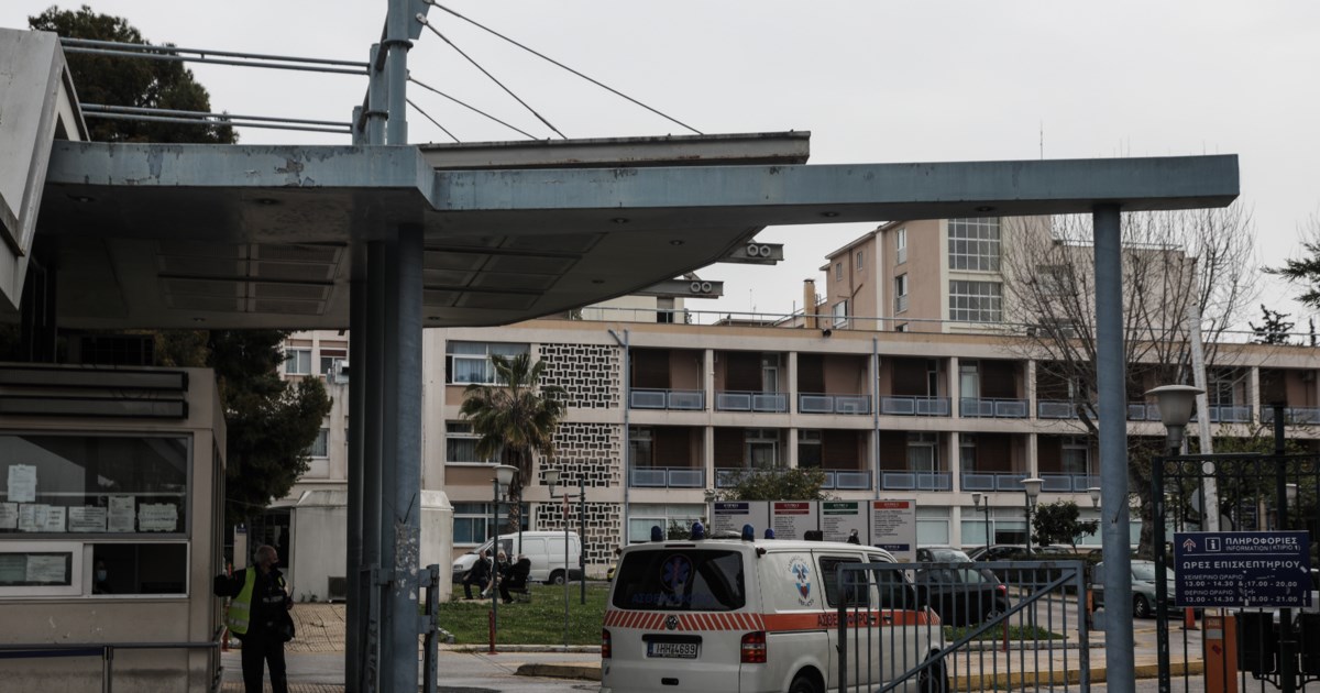 Θρίλερ στο Αιγαίο: Επιχείρηση διάσωσης δύο ατόμων σε ιστιοφόρο ανοικτά της Σύρου [βίντεο] - εικόνα 2