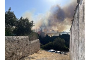 Συνάντηση Μητσοτάκη με τον δήμαρχο Κυθήρων: Μοντέλο βόρειας Εύβοιας για τη στήριξη του νησιού μετά τις πυρκαγιές