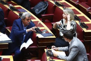 Επίθεση Πολάκη σε Μαμουλάκη και Παναγιωτόπουλο μετά τις ανεξαρτητοποιήσεις: "Γιατί δεν παραιτείστε;" - εικόνα 2