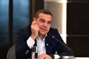 Τέλος ο Γιώργος Καραμέρος από τον ΣΥΡΙΖΑ: Παραιτήθηκε ο πρώτος βουλευτής που πάει στην ΕΛΑΣ του Τσίπρα