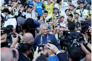 Ολυμπιακός: Γαλλικά δημοσιεύματα αναφέρουν "μία ανάσα μακριά από την Φενέρ ο Ελ Κααμπί"