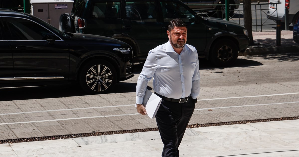 Κώστας Σημίτης: Ενός λεπτού σιγή σε όλους τους αγώνες ανακοίνωσε η ΕΟΚ