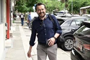 Ο Κασσελάκης τρολάρει τις νέες αποχωρήσεις από τον ΣΥΡΙΖΑ: Να σας γράψω μια συστατική επιστολή για την επόμενη δουλειά σας