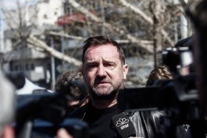 Φρούριο η Αθήνα για τα Τέμπη με ελικόπτερο, drone και Αίαντα - Αστυνομικοί με πολιτικά στο συλλαλητήριο της Παρασκευής