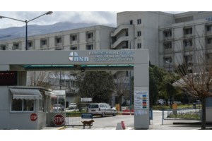 Αιγιάλεια: Στο νοσοκομείο 6χρονος με εντολή εισαγγελέα - Λουόμενη είδε τη μητέρα του να τον χαστουκίζει