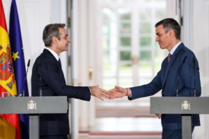 Συνάντηση Κυριάκου Μητσοτάκη με τον Βασιλιά Φελίπε στη Μαδρίτη - εικόνα 2