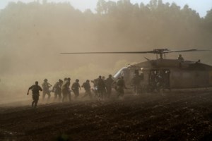 Λίβανος: Για μια όσο το δυνατόν πιο σύντομη χερσαία επιχείρηση κατά της Χεζμπολάχ ετοιμάζεται το Ισραήλ