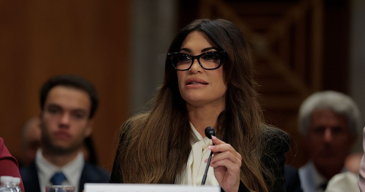 Έτοιμη για Αθήνα η Γκιλφόιλ: Ποζάρει με μέλη της ελληνικής ομογένειας και δηλώνει "περήφανη" [εικόνες - βίντεο] - εικόνα 4