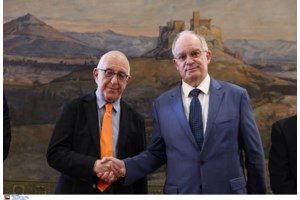 Κόντρα Κώστα Τασούλα - ΠΑΣΟΚ για τις επιχορηγήσεις στην εκλογική περιφέρειά του πριν παραιτηθεί