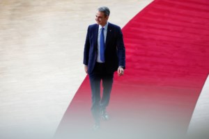 Τηλεδιάσκεψη Μητσοτάκη με Έλληνες γιατρούς από τις ΗΠΑ: Αυτόματη αναγνώριση ειδικότητας που έχει αποκτηθεί στην Αμερική - εικόνα 7