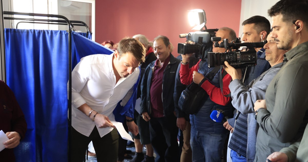 Σε ακραίο πολεμικό κλίμα οι εκλογές συνέδρων ΣΥΡΙΖΑ: Θέλουν να φύγετε χωρίς να ψηφίσετε, λέει ο Κασσελάκης - εικόνα 5