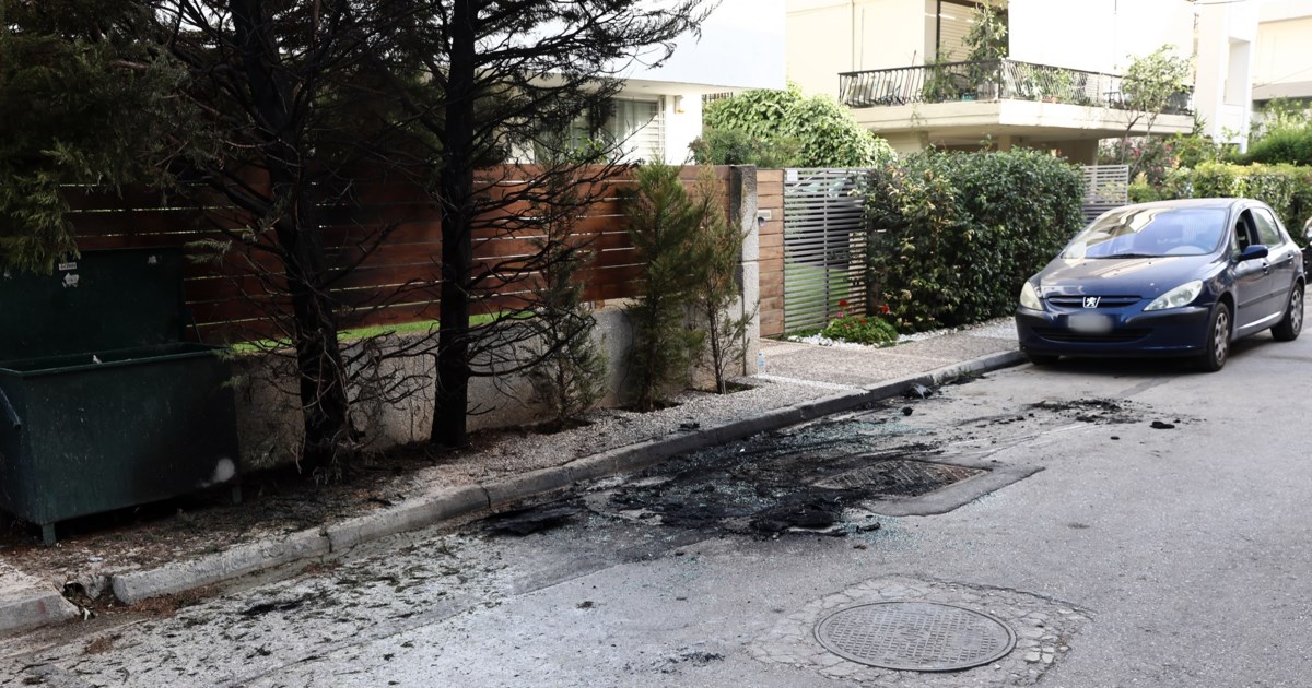 Επίθεση με μολότοφ έξω από το σπίτι της προέδρου του Αρείου Πάγου: Στόχος ήταν ο αστυνομικός - Έσβησε τη φωτιά από το σώμα του - εικόνα 3