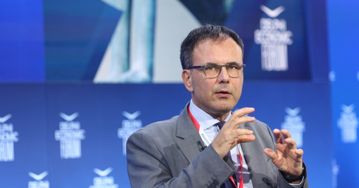 Ο Μιχάλης Αργυρού στη θέση του Αλέξη Πατέλη - Ποιος είναι ο νέος οικονομικός σύμβουλος του Κυριάκου Μητσοτάκη - εικόνα 2