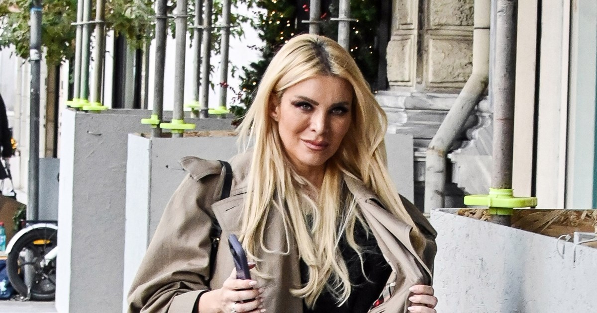 Καινούργιου: Νιώθω να με καλεί ο Άγιος Νεκτάριος, τον βλέπω στον ύπνο μου - Θα προσκυνήσω πριν γεννήσω