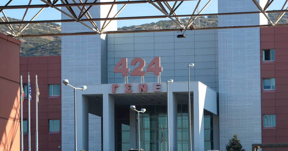 Θεσσαλονίκη: "Τσακώθηκαμε, με προσέβαλε και τον μαχαίρωσα" - Στη φυλακή ο 16χρονος που έστειλε τον αδελφό του στη ΜΕΘ