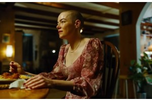 Η Ντακότα Τζόνσον αυτοπροτάθηκε στον Λάνθιμο: Υπάρχουν κι άλλες ηθοποιοί… εκτός από την Έμα Στόουν