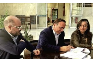 Μαρία Βασιλάκου: Ποια είναι η οικολόγος δίπλα στον Πέτρο Κόκκαλη που είπε "όχι" στον Γιώργο Παπανδρέου