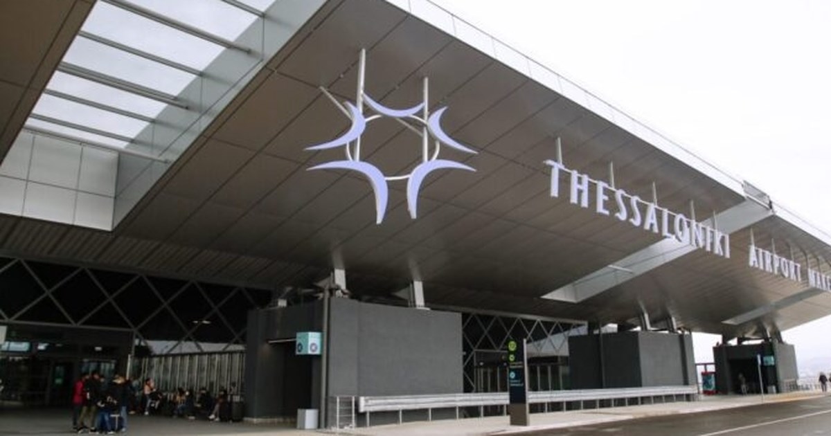 Χαμός σε πτήση από Μασσαλία προς Ηράκλειο: 61χρονος επιβάτης συνελήφθη για την πληρωμή ενός ...αναψυκτικού