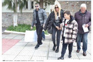 "Λογικό, δεν ήταν και ποτέ παρών": Τα καρφιά της Αγγελικής Ηλιάδη για την απουσία του γιου της Καίτη Γκρέυ από το μνημόσυνο - εικόνα 2