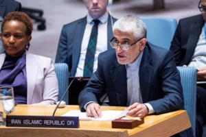 Τραμπ: "Δεν έχω λάβει ακόμα απόφαση για επίθεση στο πυρηνικό εργοστάσιο του Ιράν - Μπορεί και να το κάνω"