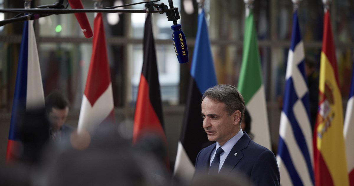 Η τραπεζική κρίση έφθασε στη Γερμανία- Οι μετοχές της Deutsche Bank χάνουν πάνω από 14% - εικόνα 3