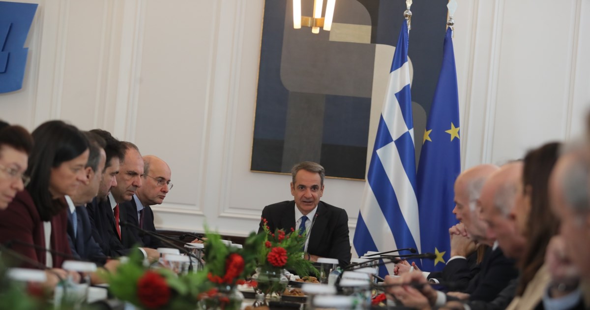 Τριεδρική περιφέρεια αποδήμων και επιστολική ψήφος με σταυρό - Η πρόταση της κυβέρνησης που ψάχνει 200 βουλευτές - εικόνα 3