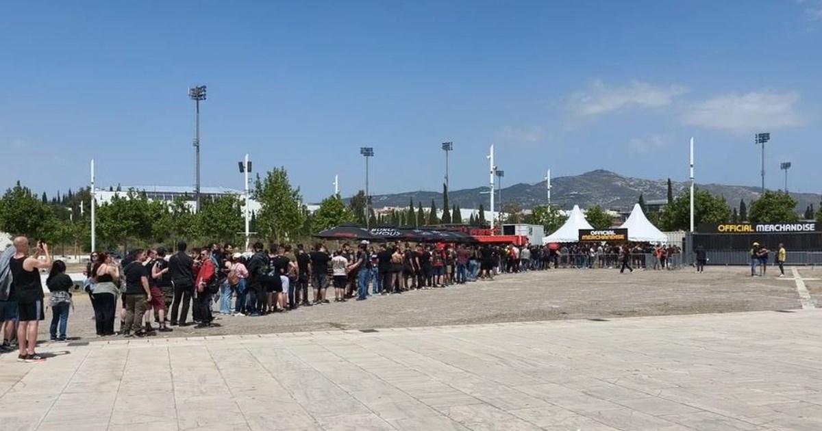 Metallica: Έπαιξαν "Ζορμπά" και "Τρύπες" προκαλώντας ντελίριο στο ΟΑΚΑ [εικόνες - βίντεο] - εικόνα 13