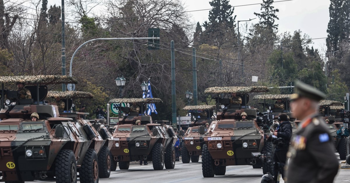 25η Μαρτίου: Η στρατιωτική παρέλαση στην Αθήνα σε 150 δευτερόλεπτα [βίντεο]