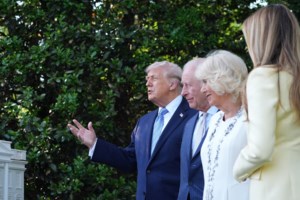 Ο Πούτιν λέει ότι πήρε μήνυμα από τον "εξαφανισμένο" Μοτζτάμπα Χαμενεΐ