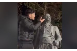 Αγρια επίθεση κουκουλοφόρων με ρόπαλα σε ανήλικους στον Άλιμο - Δυο τραυματίες 17 και 16 ετών με χτυπήματα στο κεφάλι