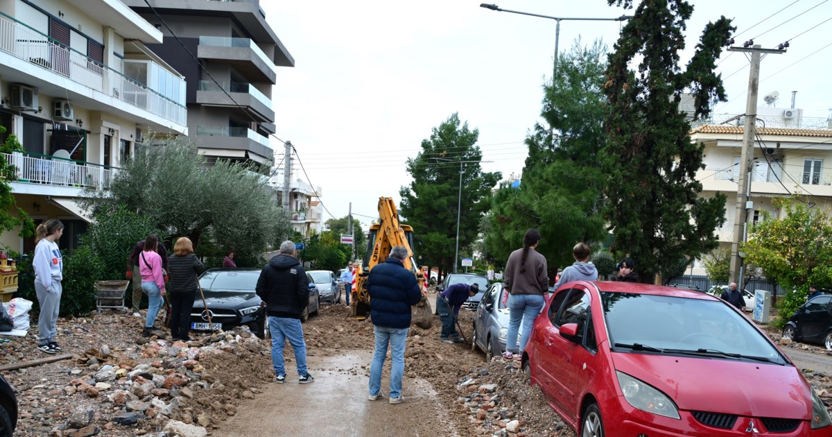 Ο ΔΕΔΔΗΕ απαντά στον δήμαρχο Γλυφάδας: Απολύτως νόμιμο το έργο στον Υμηττό  - "Καλοδεχούμενη η νομική οδός"