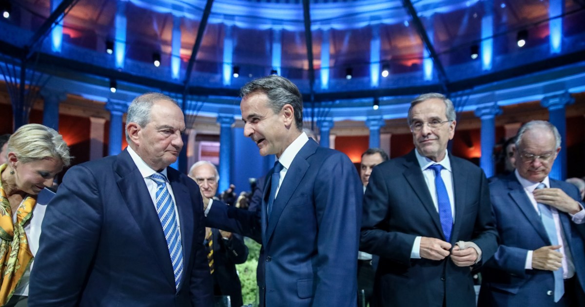 Διπλό χτύπημα γαλάζιων βουλευτών, μία μέρα πριν τα 50ά γενέθλια της ΝΔ - Καυγάς Νικήτα Κακλαμάνη με Αγαπηδάκη