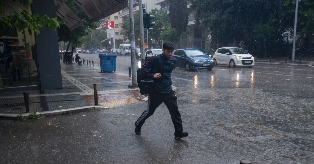 Κικίλιας για κακοκαιρία Bora: Σε κόκκινο συναγερμό Κεντρική Μακεδονία και Θεσσαλία