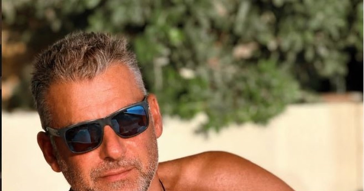 Giorgos Liagas Shares Video of Swimming Pigs on Atokos Island