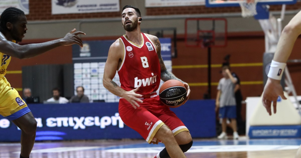 Επίσκεψη του Μάριου Ηλιόπουλου στην ΕΠΟ - "Δεν θα δεχτούμε χτυπήματα κάτω από τη μέση"