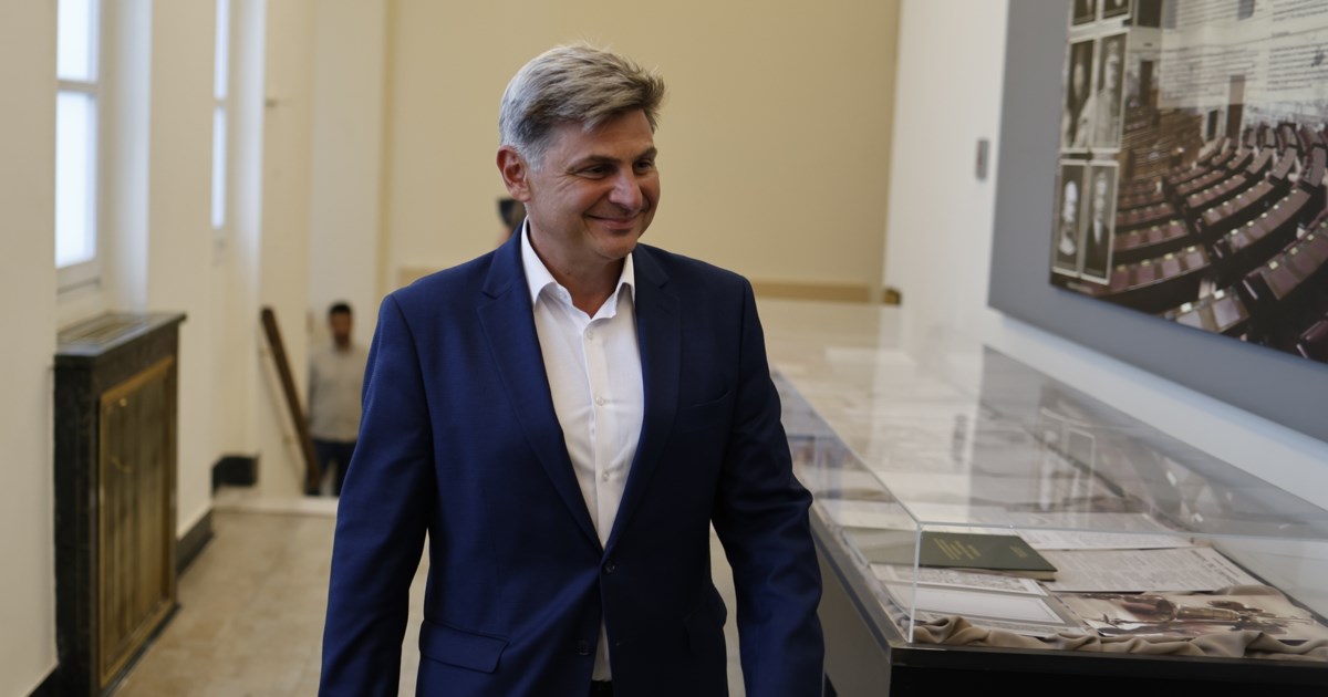 Κεχαγιά: Όποιος έχει την επιθυμία, ας προκαλέσει τον Κασσελάκη - Στην ΚΕ να ανοίξουν όλα τα χαρτιά