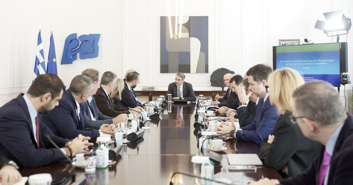 Κόντρα κυβέρνησης - ΠΑΣΟΚ για την ευλογιά: "Ψεύδη για την διαχείριση - Ουρά του Βελόπουλου"