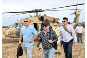 Στιβ Γουίτκοφ: Στο Τελ Αβίβ με οικογένειες Ισραηλινών ομήρων στη Γάζα - "Οι ΗΠΑ έχουν σχέδιο για τον τερματισμό του πολέμου"