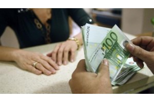 "Κλείδωσε" ρύθμιση για τα δάνεια σε ελβετικό φράγκο - Παραδείγματα για το "κούρεμα" υπέρ των δανειοληπτών