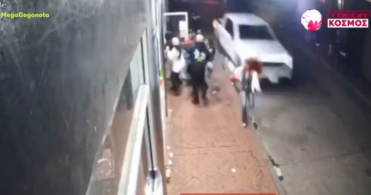 Θρηνεί ο βασιλιάς Κάρολος για τη Νέα Ορλεάνη: Στα θύματα και ο θετός γιος της γκουβερνάντας των Ουίλιαμ και Χάρι - εικόνα 4