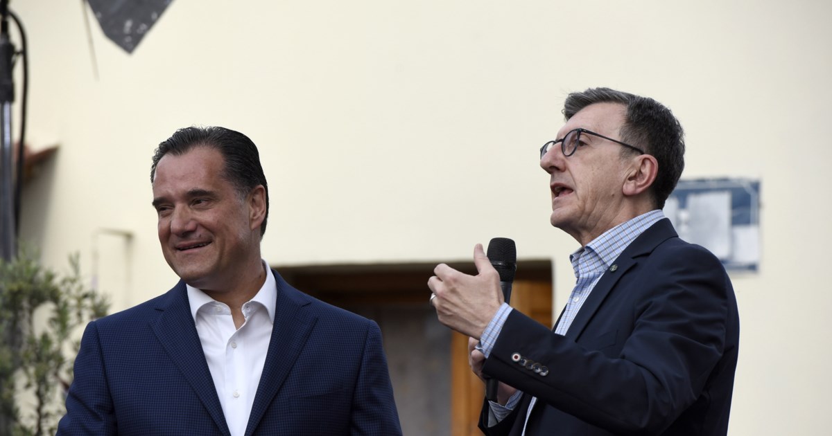 Επίσκεψη Γεωργιάδη σε ΕΚΑΒ και εφημερεύοντα νοσοκομεία της Αττικής την πρώτη μέρα του χρόνου [εικόνες]