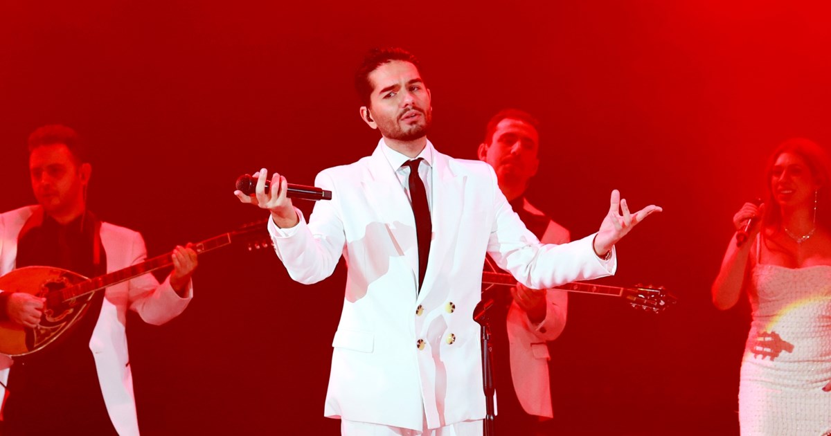 Χαμός στα social media για τη σύλληψή του μεθυσμένου Χρήστου Μάστορα: "Μετά τον Καζαντζίδη ήθελε θα υποδυθεί τον Παντελίδη;"