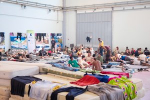 Θεσσαλονίκη: Ποινές έως 69 έτη σε μέλη συμμορίας που κρατούσαν παράνομα μετανάστες