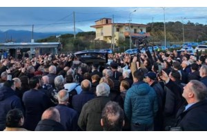 Στα Τίρανα το σκήνωμα του Αρχιεπισκόπου Αλβανίας Αναστάσιου - Η επιθυμία του να ταφεί σε ειδική κρύπτη