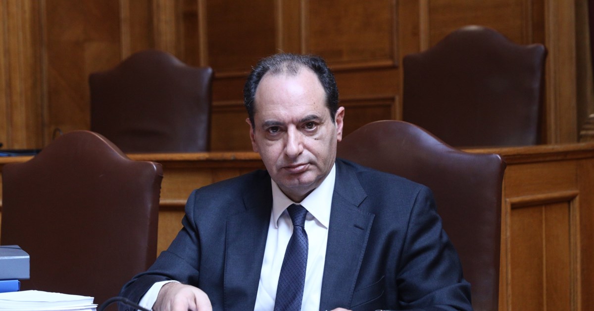 Δίκη για τις υποκλοπές: Κοινό το κέντρο παρακολούθησης ΕΥΠ και Predator, κατέθεσε ο δημοσιογράφος Δημήτρης Τερζής