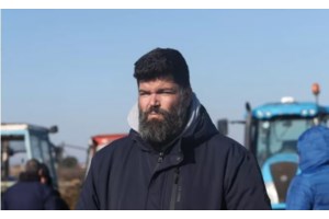 Σκληραίνουν τη στάση τους οι αγρότες: Στις 16:00 τα μπλόκα κόβουν ξανά τη χώρα στα δύο - Κλείνουν και παράδρομοι - εικόνα 3