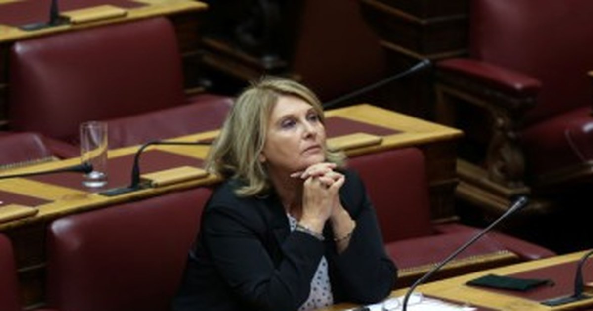 Διαγραφή Βούλτεψη ζητά το ΠΑΣΟΚ - Είπε "να πάει πίσω στη χώρα της η Ευρωπαία Εισαγγελέας"